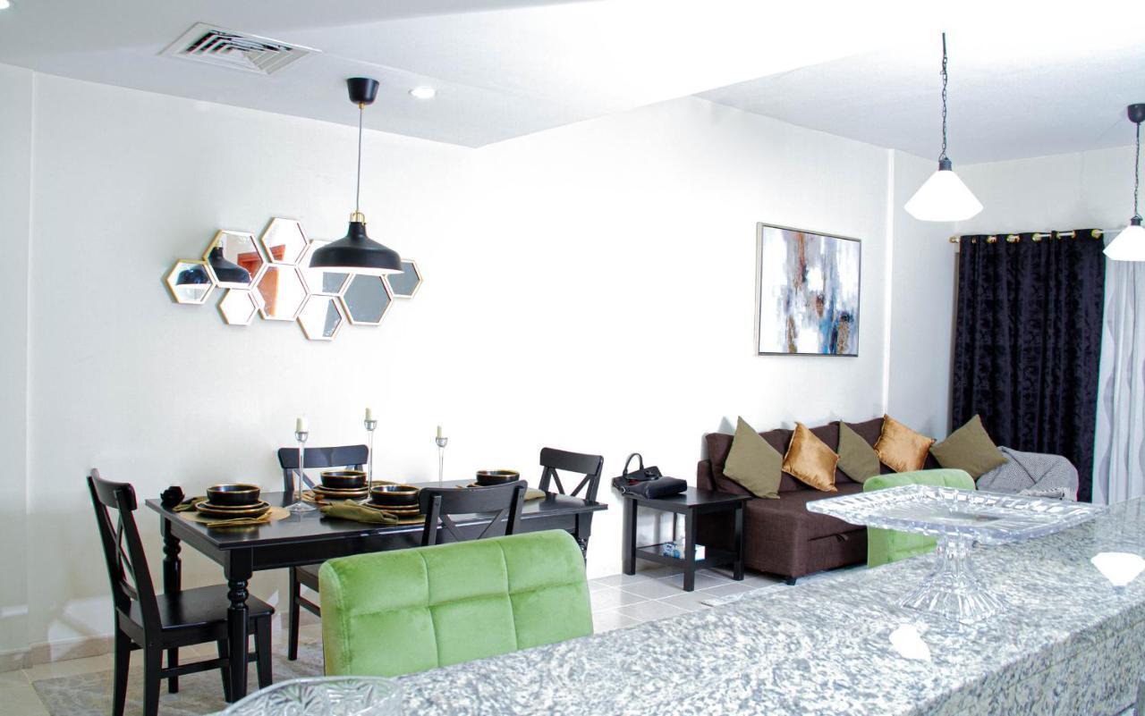 Prime Location-greens 1br - Free Parking-pool-gym